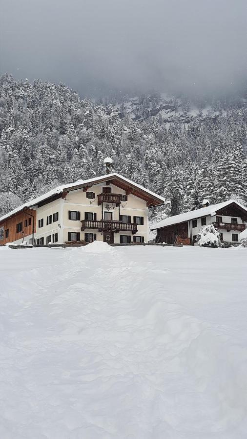 Ferienhaus Annelies Breitenbach am Inn Екстериор снимка
